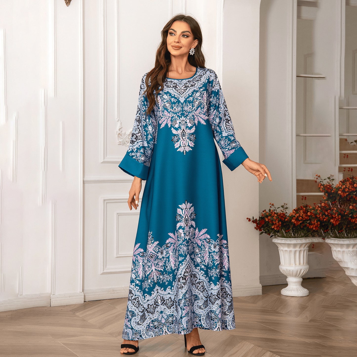 Abaya Unique Embroidered Elegant Dress