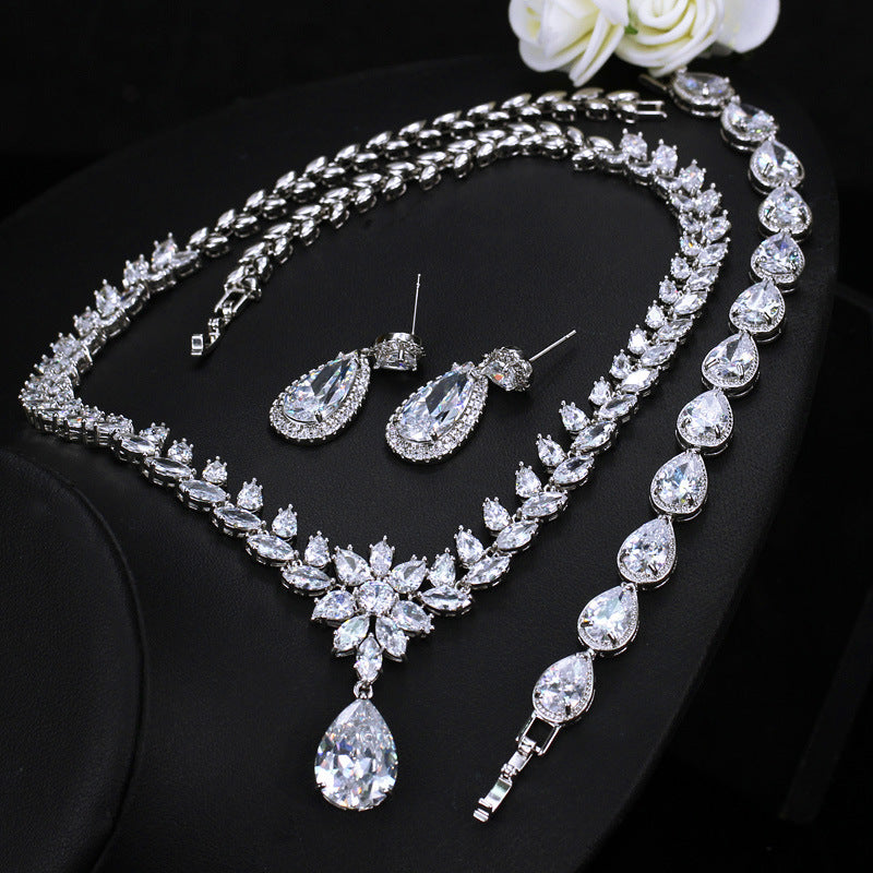 Evening Necklace and Earrings Three-piece Set