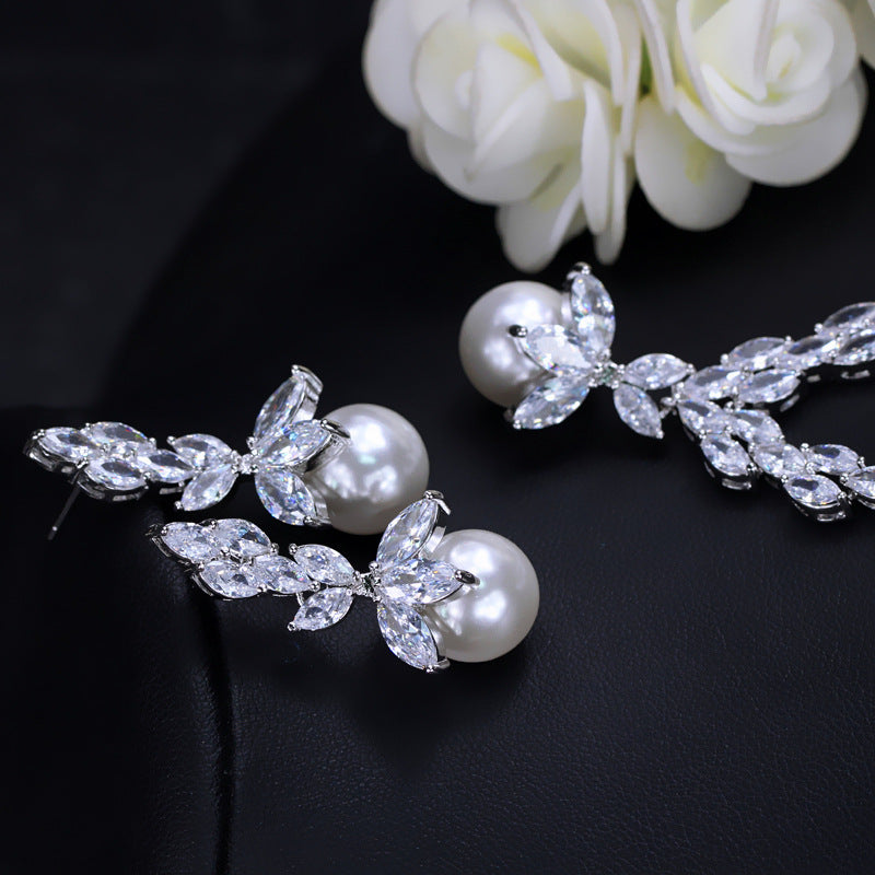 Pearl Necklace and Earrings Set