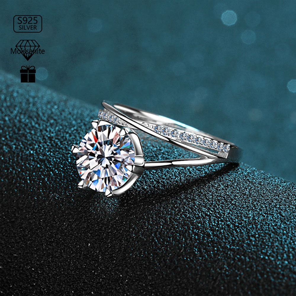 Stunna Lady Luxe Secret Garden Moissanite Ring