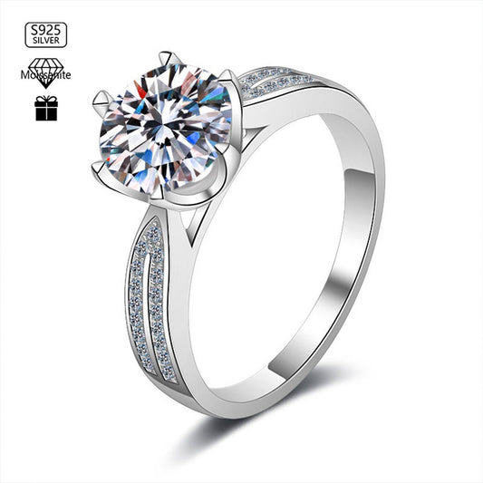 Stunna Lady Nova Moissanite Ring