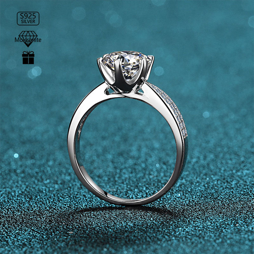 Stunna Lady Nova Moissanite Ring