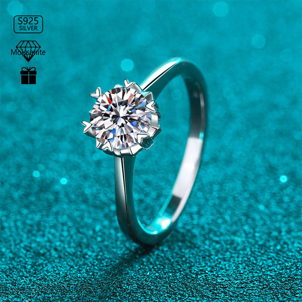 Stunna Lady Classic Moissanite Ring