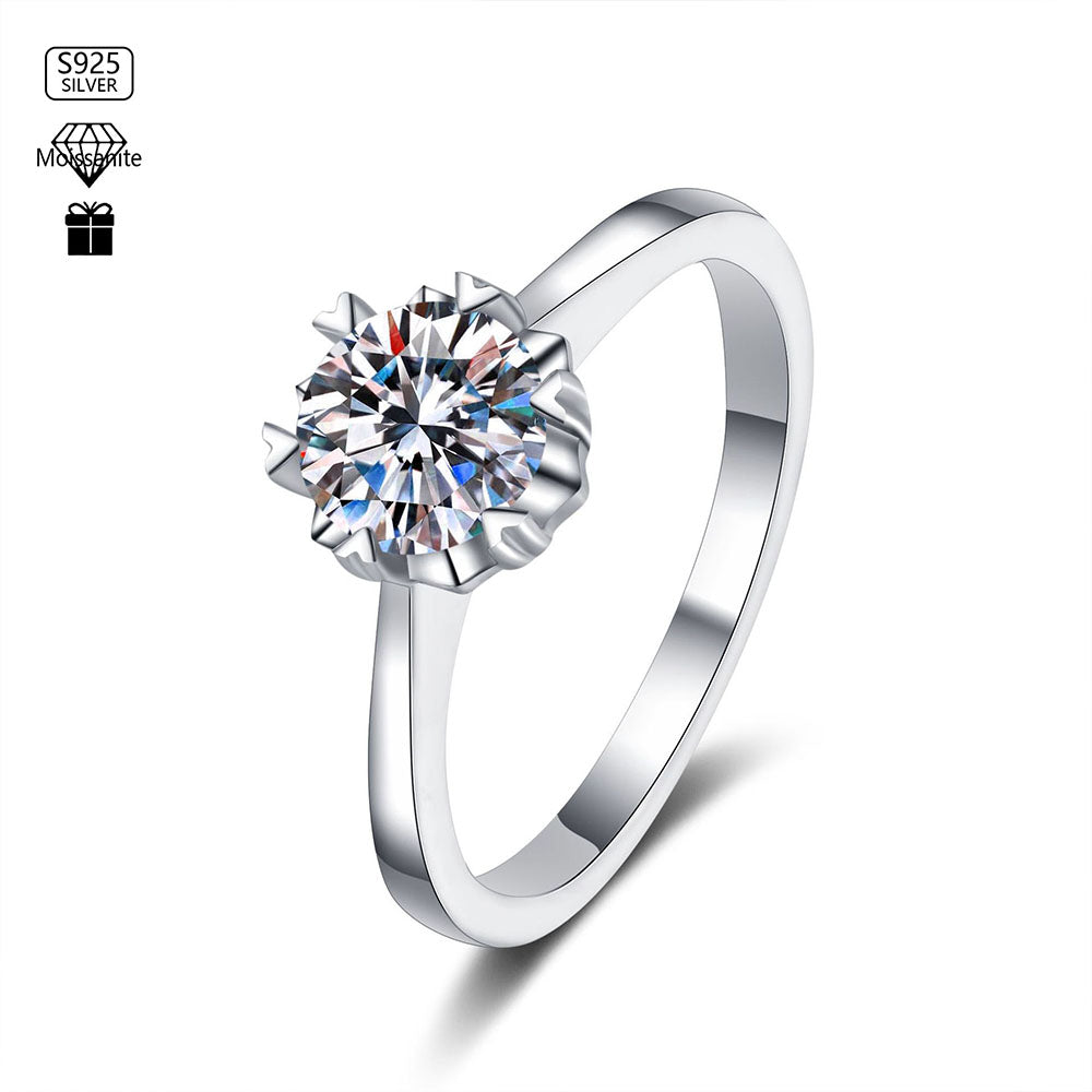 Stunna Lady Classic Moissanite Ring