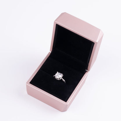 Stunna Lady The Floating Split Moissanite Ring