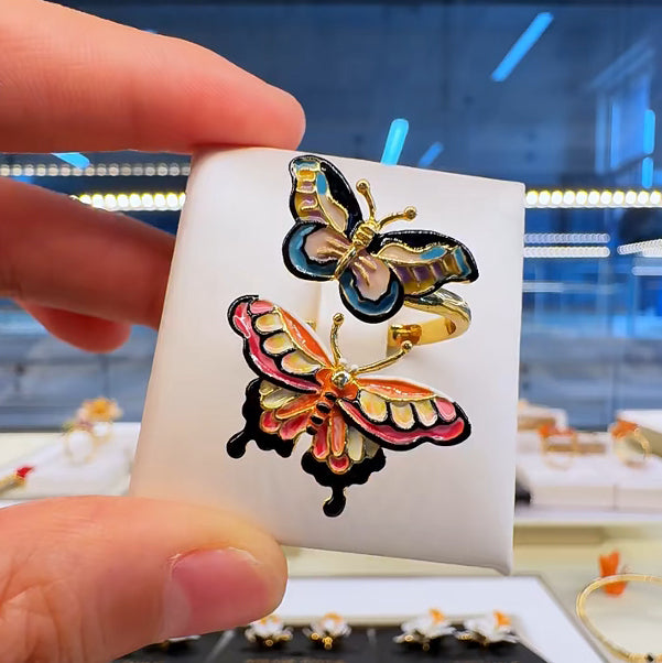 Exquisite Animal Enamel Ring